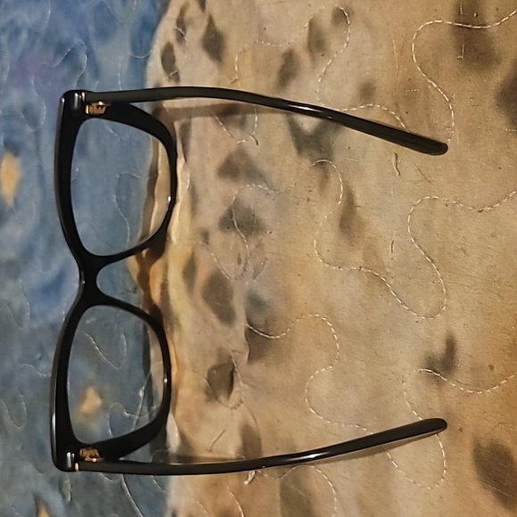 Dolce and Gabbana eyeglasses frames with black case no cloth - Picture 7 of 7